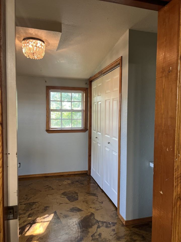 1204 E Academy St #1 - Photo 6 of 12