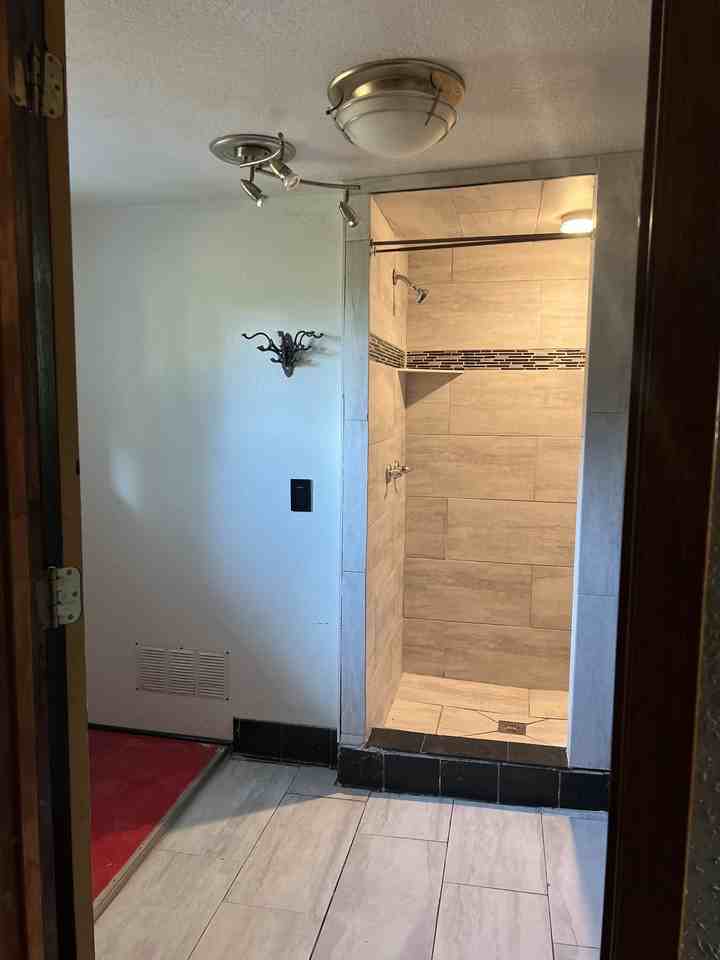 1204 E Academy St #1 - Photo 6 of 10