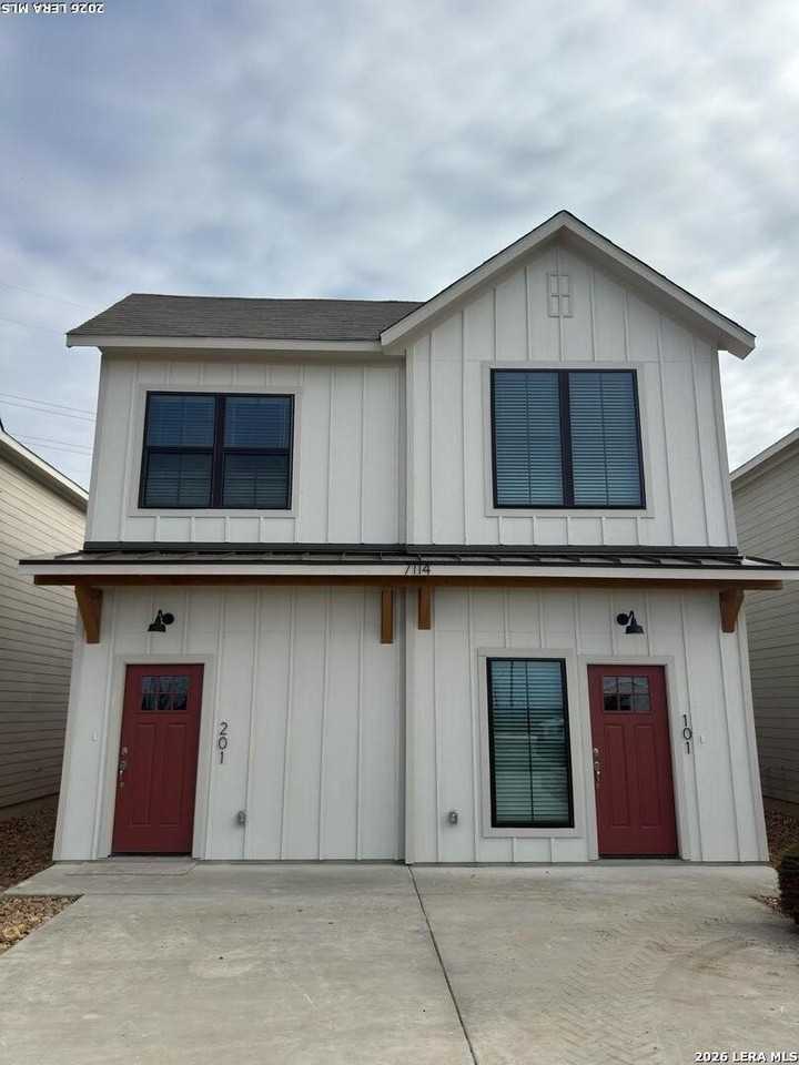 7114 Magnolia Crk Unit 201 #201 - Photo 2 of 21