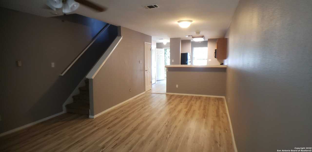 19 Autumn Pass - Photo 2 of 10