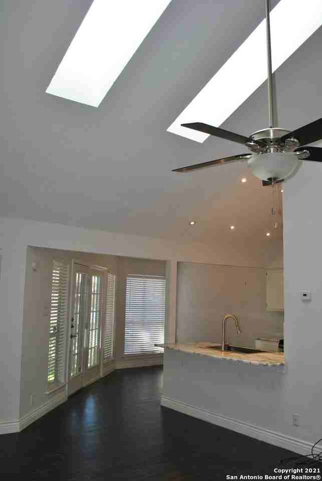 14745 Babcock Rd Apt 610 #610 - Photo 6 of 17