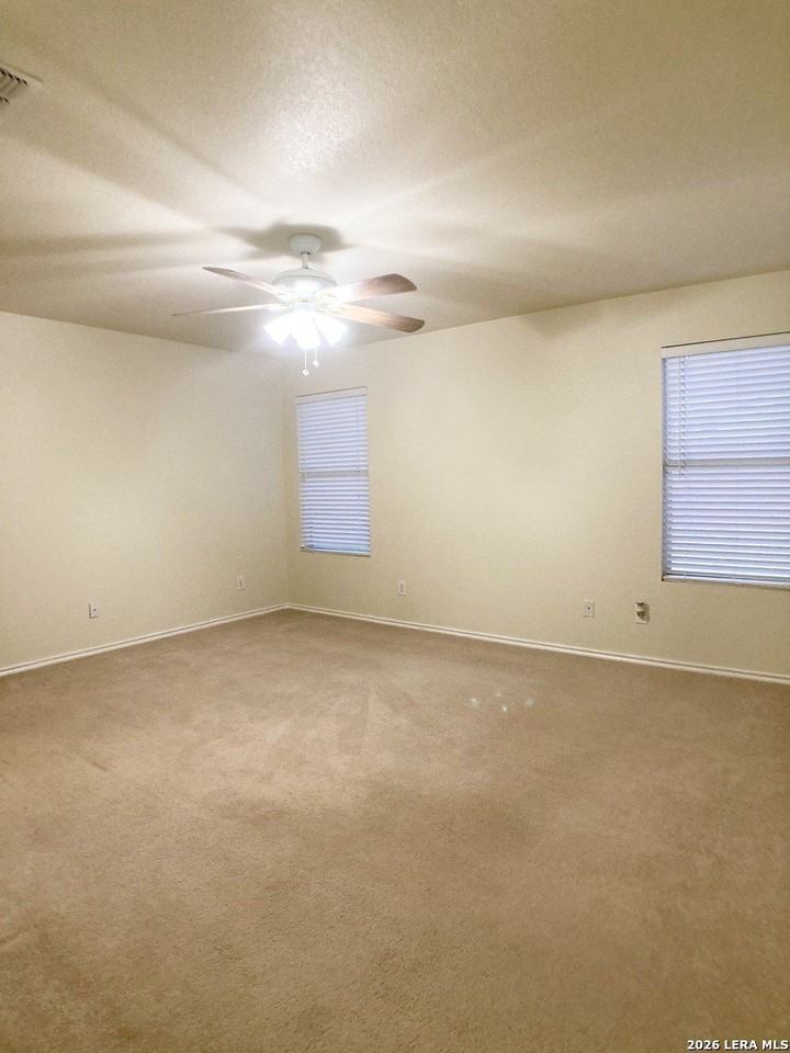 416 Hinge Fls - Photo 6 of 8