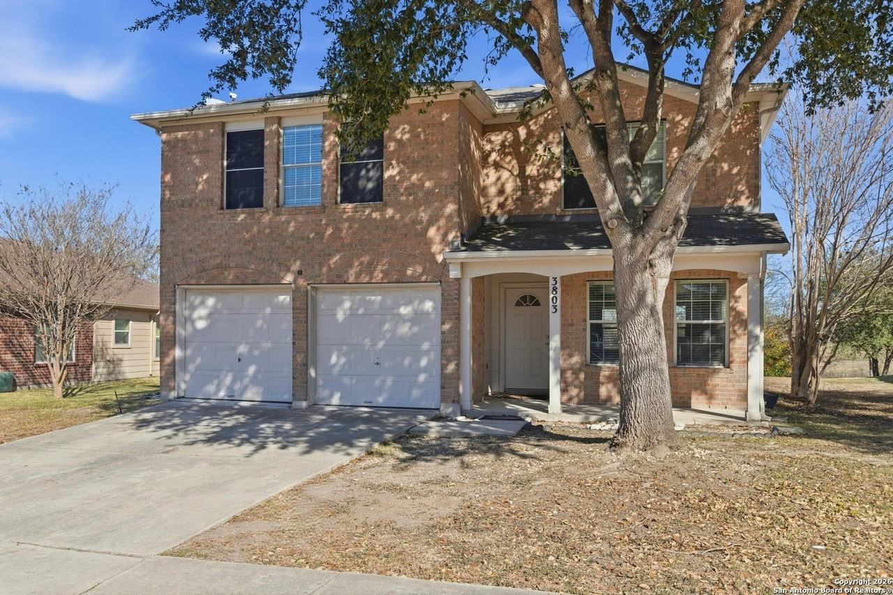 3803 Pebble Bch - Photo 4 of 36