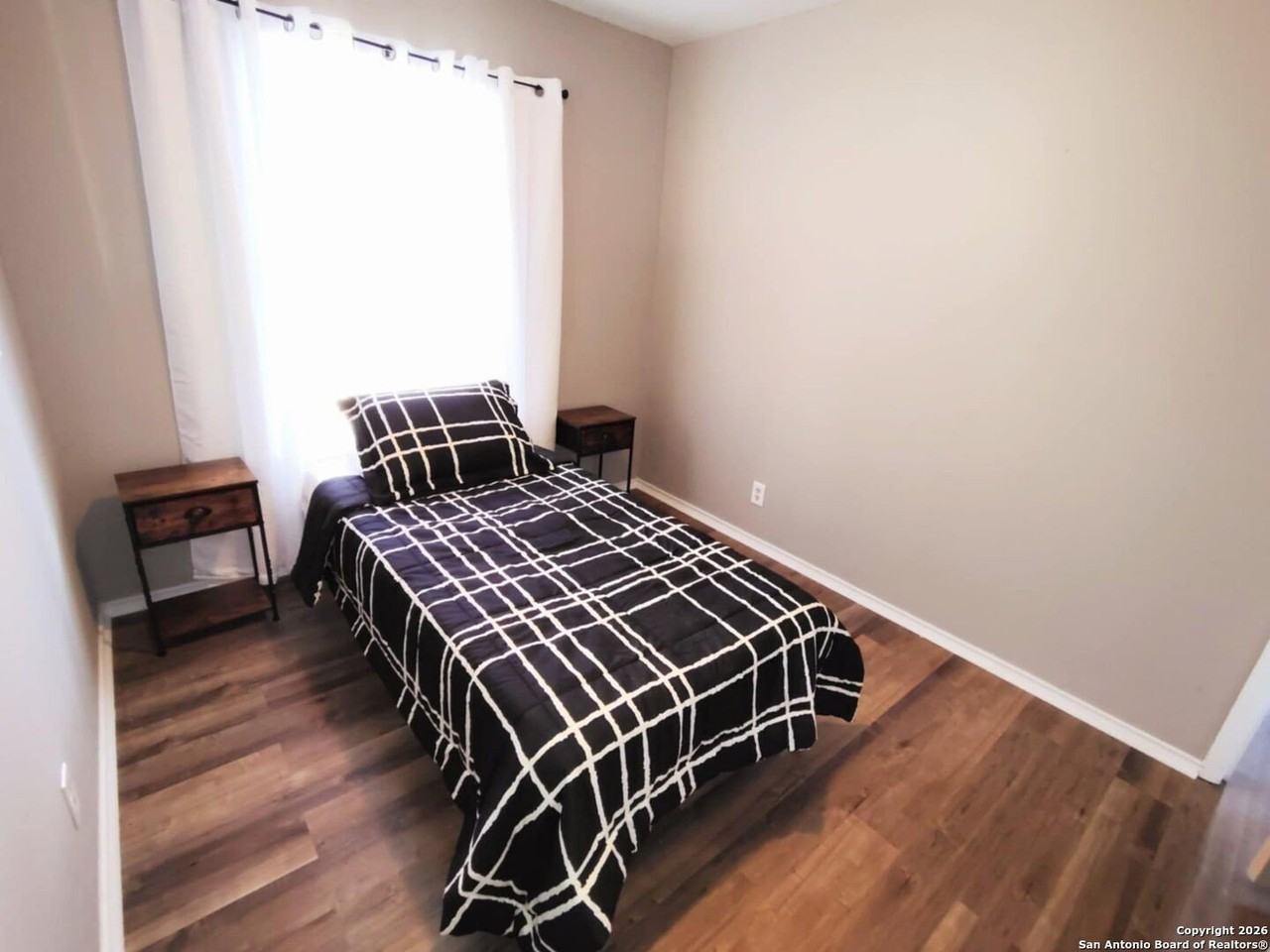 9034 Perma Ln - Photo 3 of 10