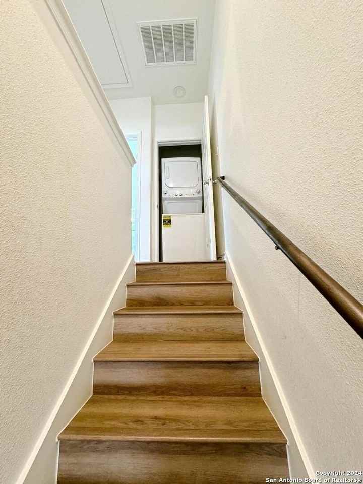 707 Runnels Ave Unit 101 #101 - Photo 6 of 14