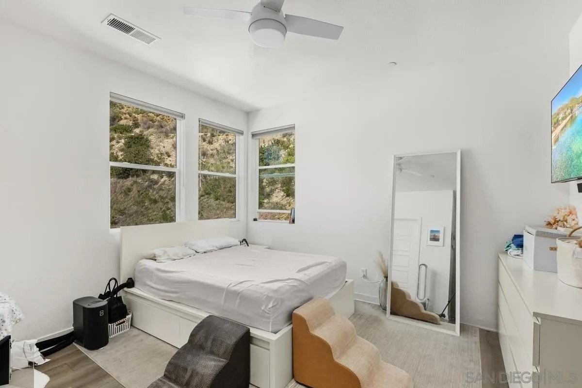 3068 Marquee Way - Photo 4 of 20