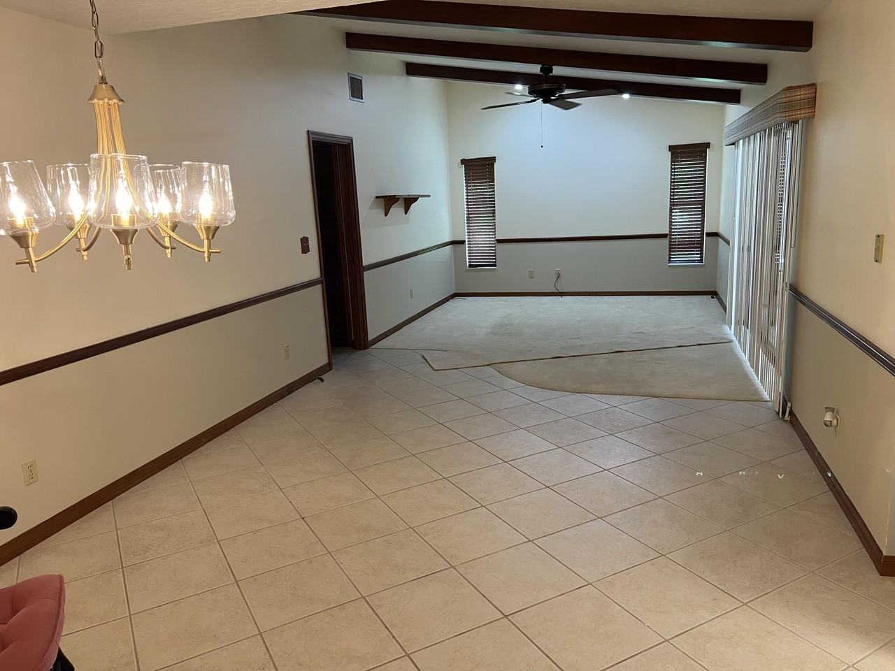 2239 Woodlawn Cir - Photo 6 of 11