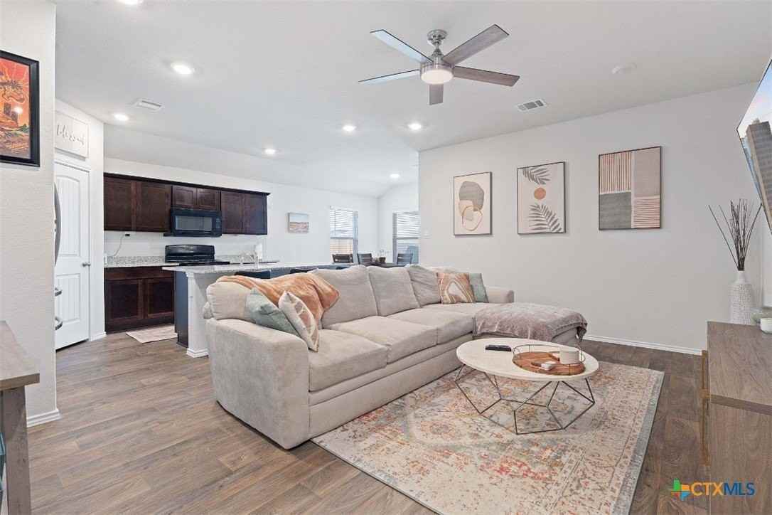 113 Lily Pond Trl - Photo 2 of 23