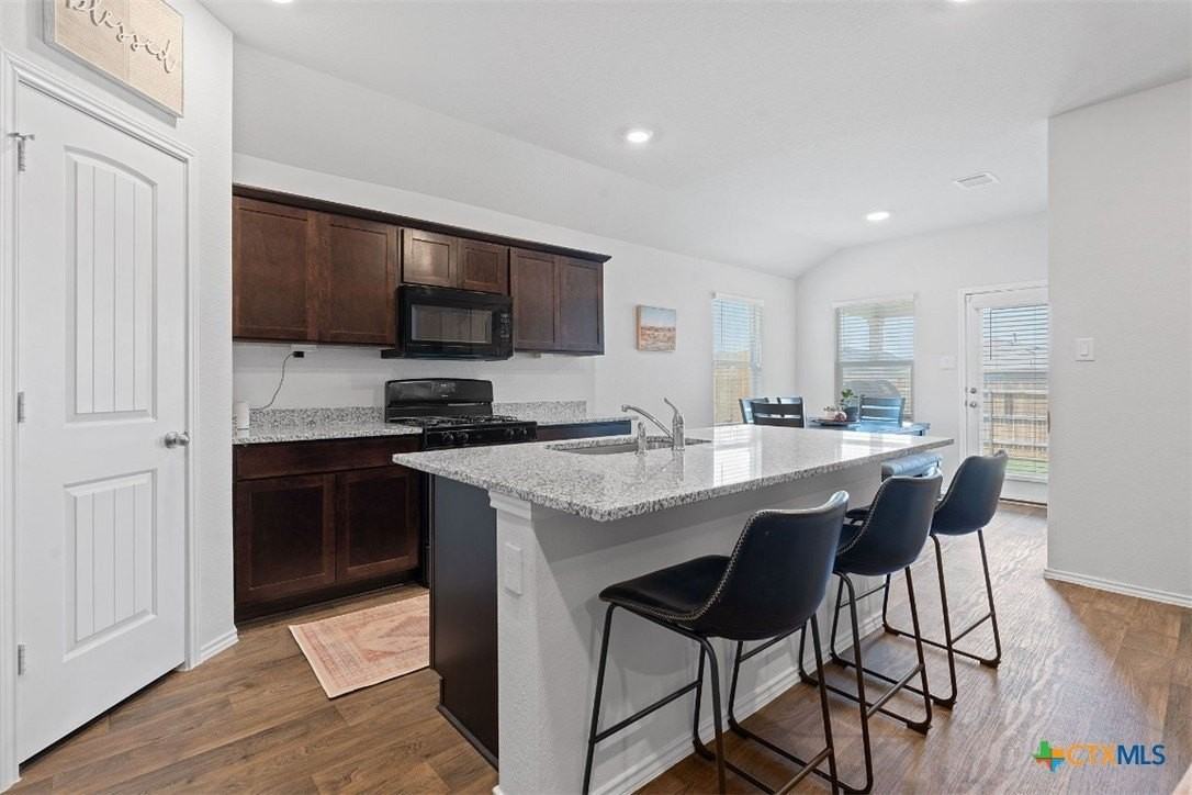 113 Lily Pond Trl - Photo 4 of 23