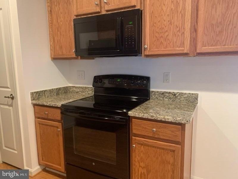 18969 Timbercreek Dr Unit 83 #83 - Photo 5 of 19