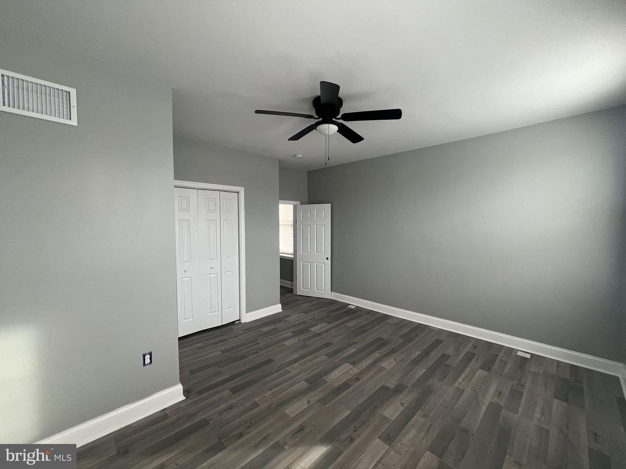 4303 York Rd Unit 3 #3 - Photo 6 of 9