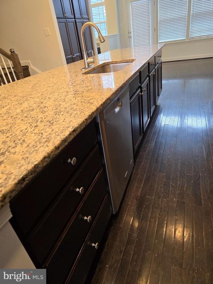 2007 Tuscarora Valley Ct - Photo 7 of 37