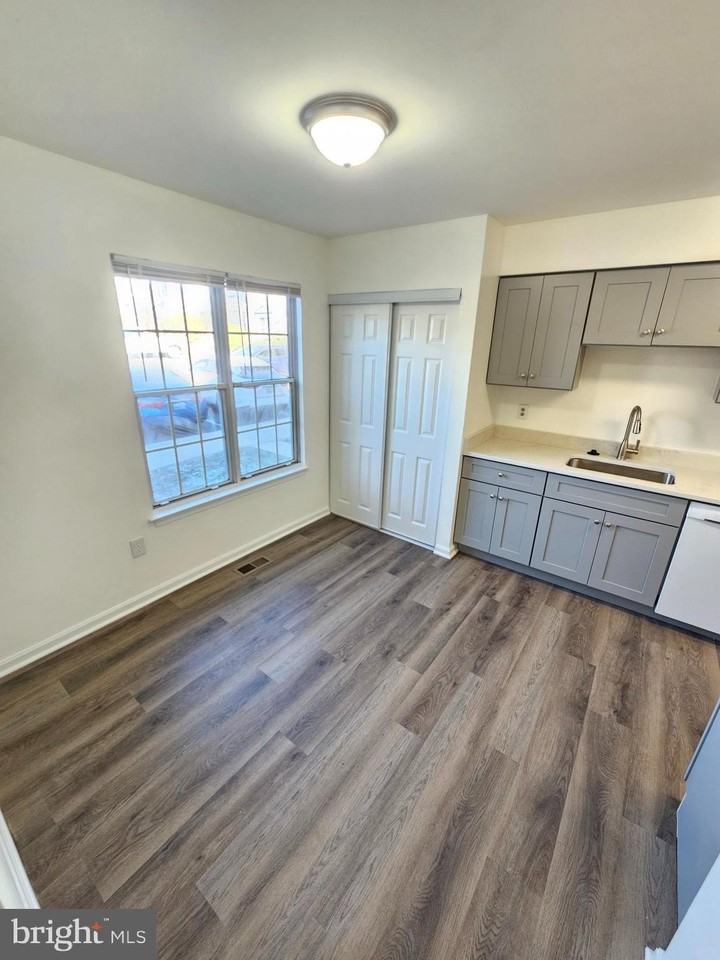 3761 Stepping Stone Ln - Photo 5 of 50