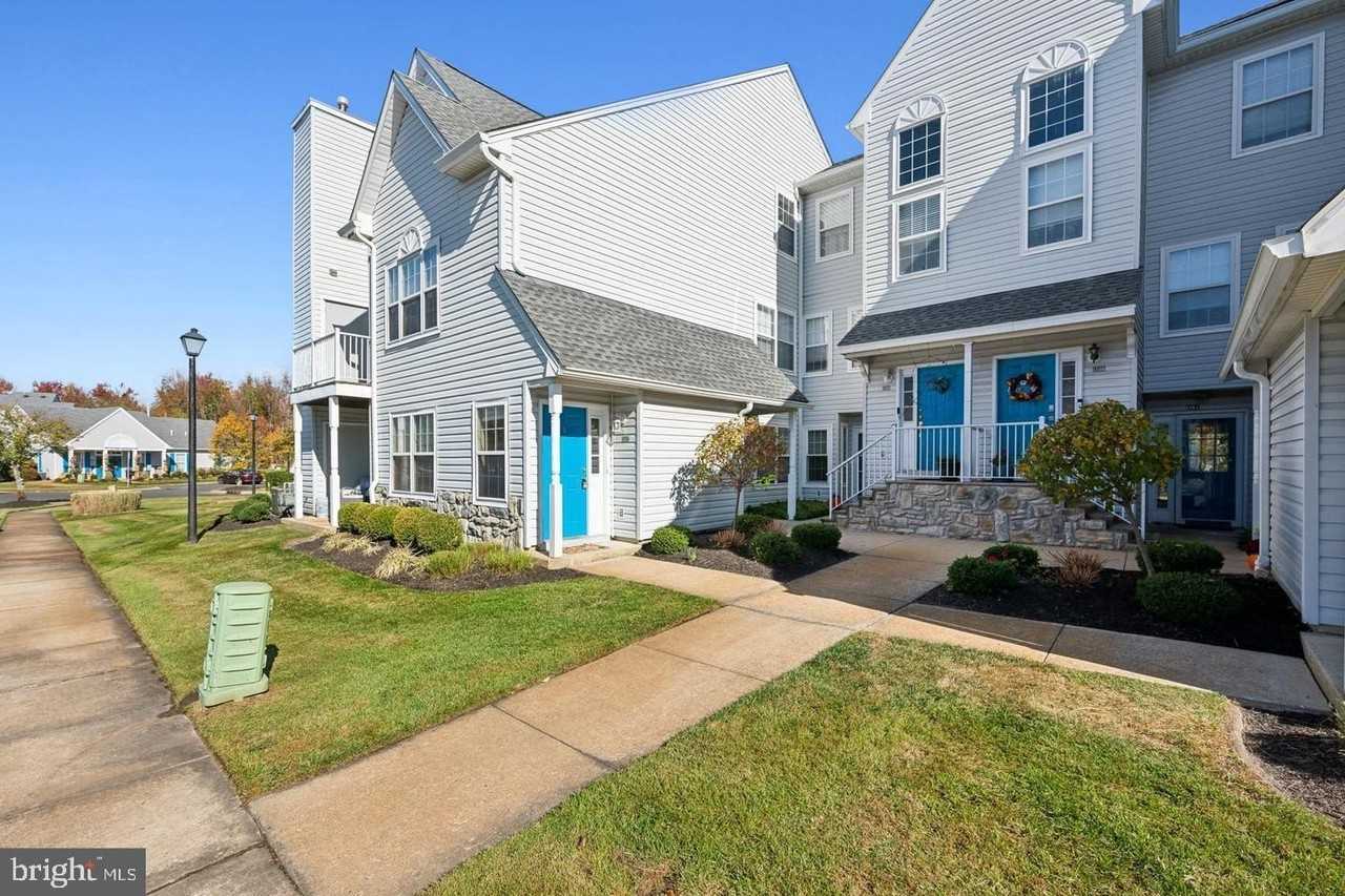 1107 Squirrel Rd - Photo 2 of 20