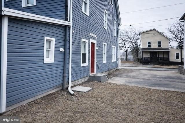 84 Carpenter St - Photo 3 of 14