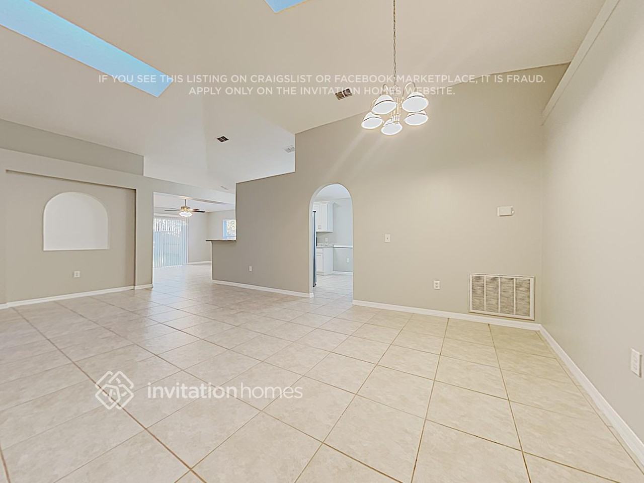 14520 Lake Price Dr - Photo 4 of 17