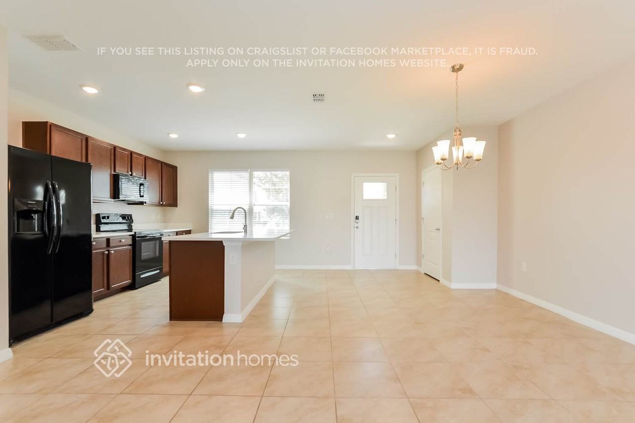 1889 Red Canyon Dr - Photo 7 of 18