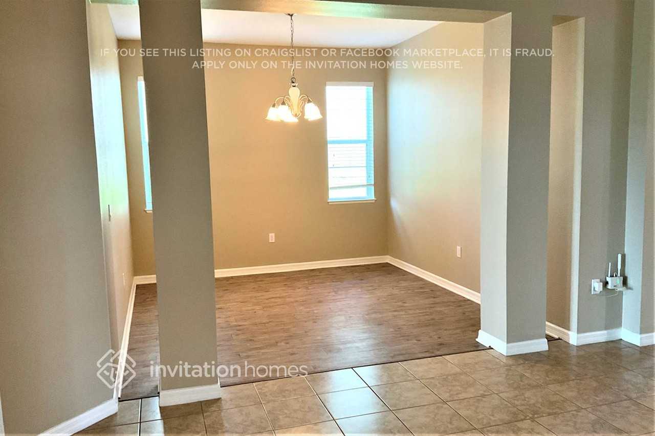 742 Woods Landing Dr - Photo 6 of 13