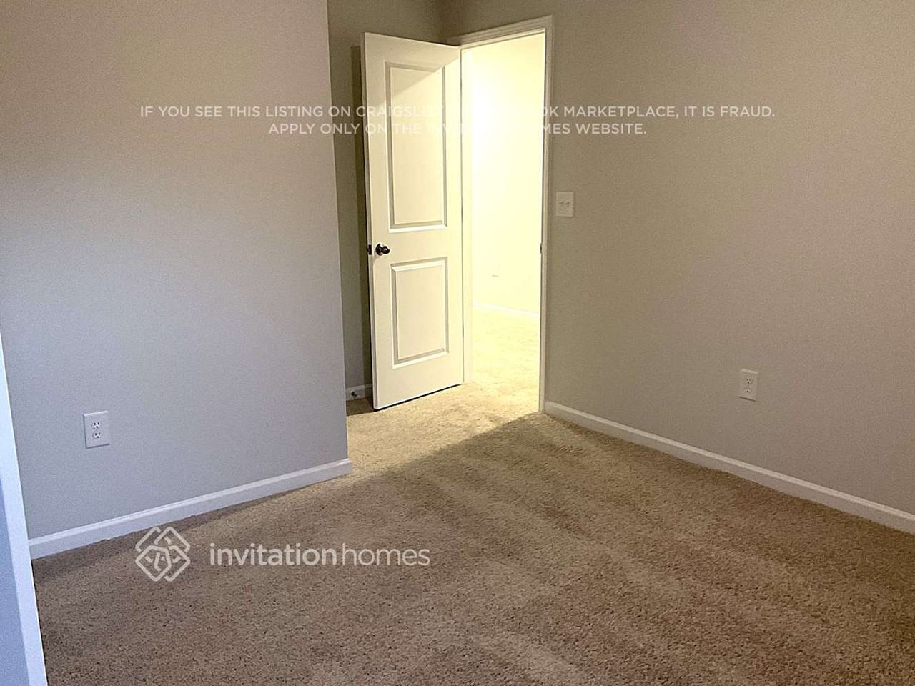 3968 Zepelin Way - Photo 7 of 15