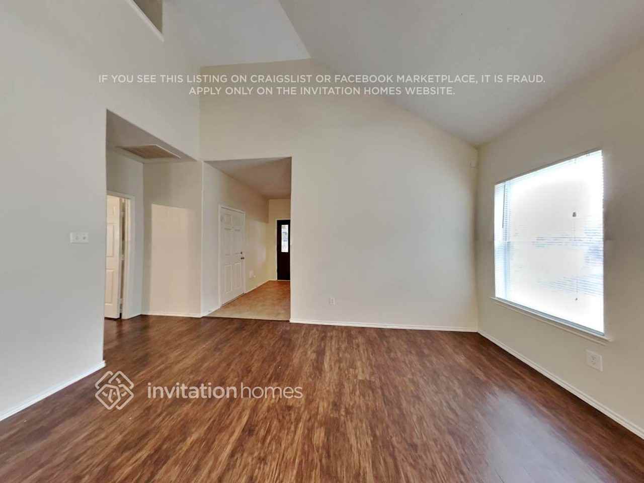 17823 Kerrybrook Ln - Photo 5 of 19