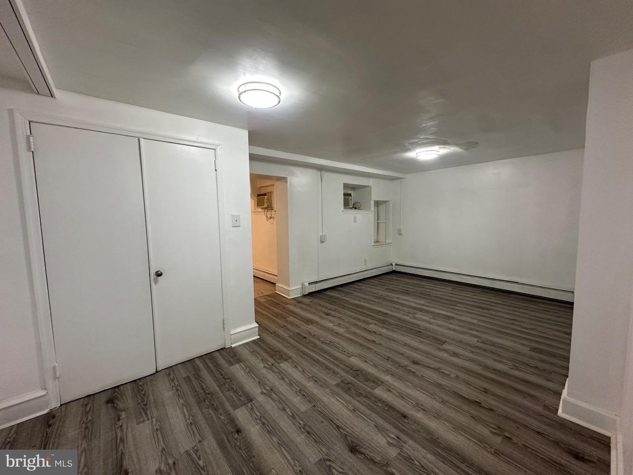 224 Long Ln - Photo 3 of 7