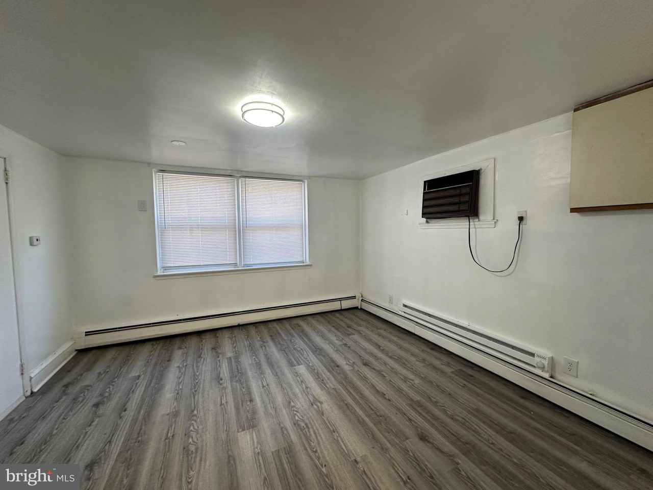 224 Long Ln - Photo 7 of 7