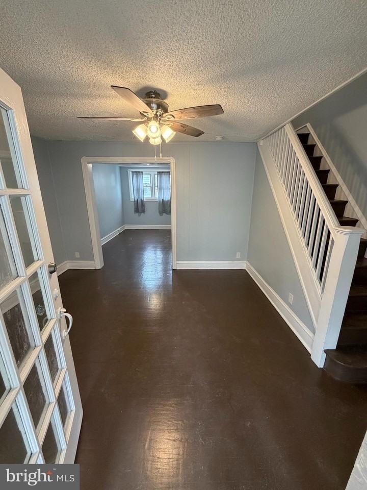 517 Littlecroft Rd - Photo 5 of 9