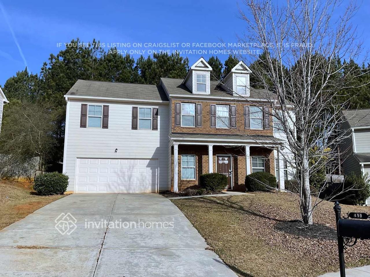 490 Village Broad St