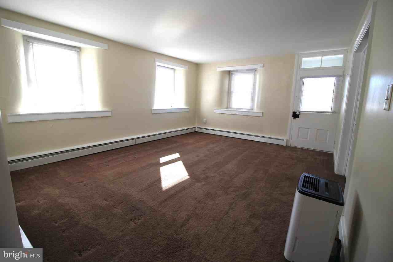 921 Ranck Rd - Photo 2 of 14