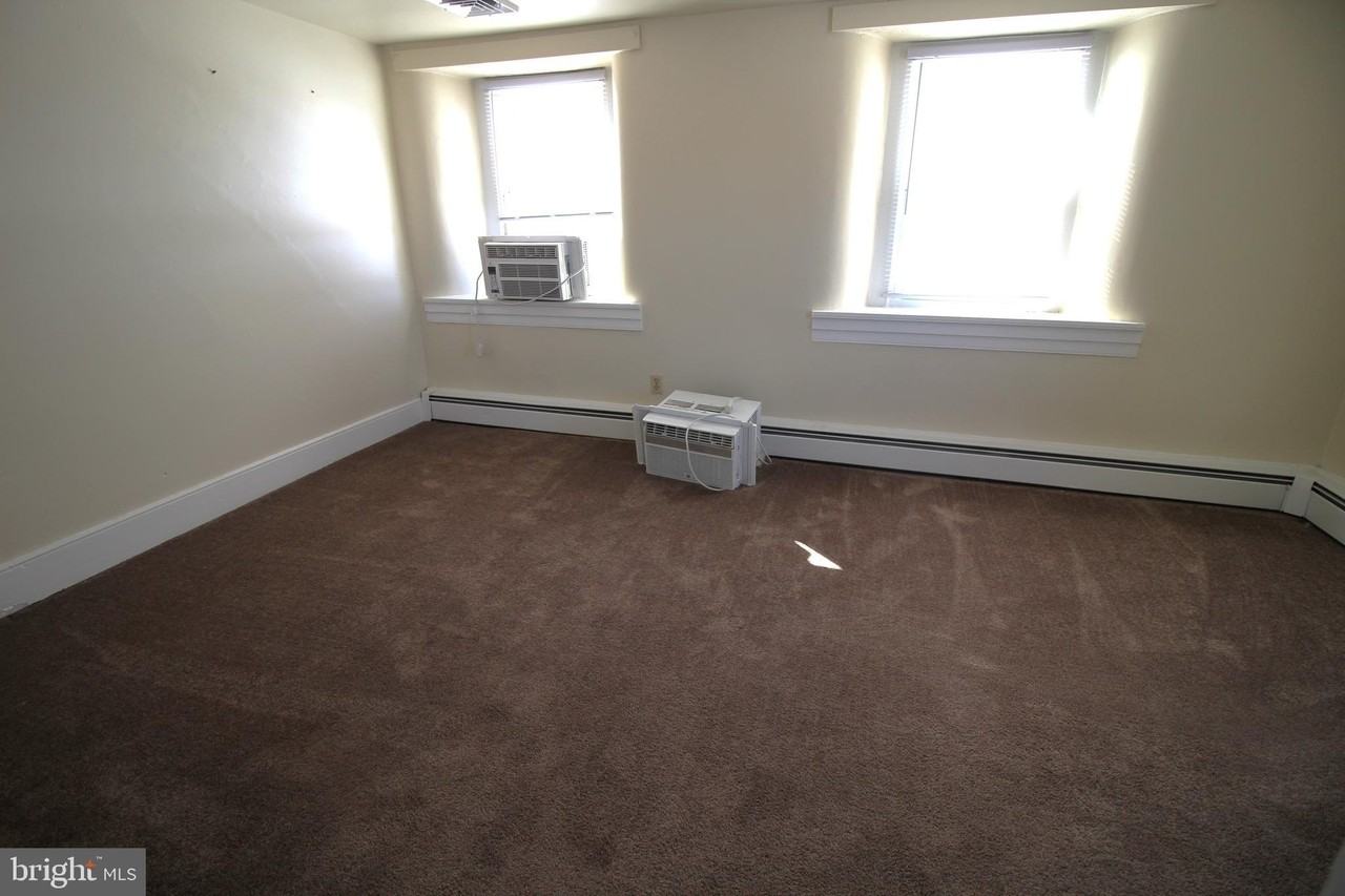 921 Ranck Rd - Photo 7 of 14