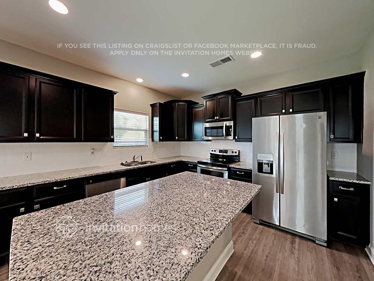 5366 Roberta Crossing Dr - Photo 6 of 20