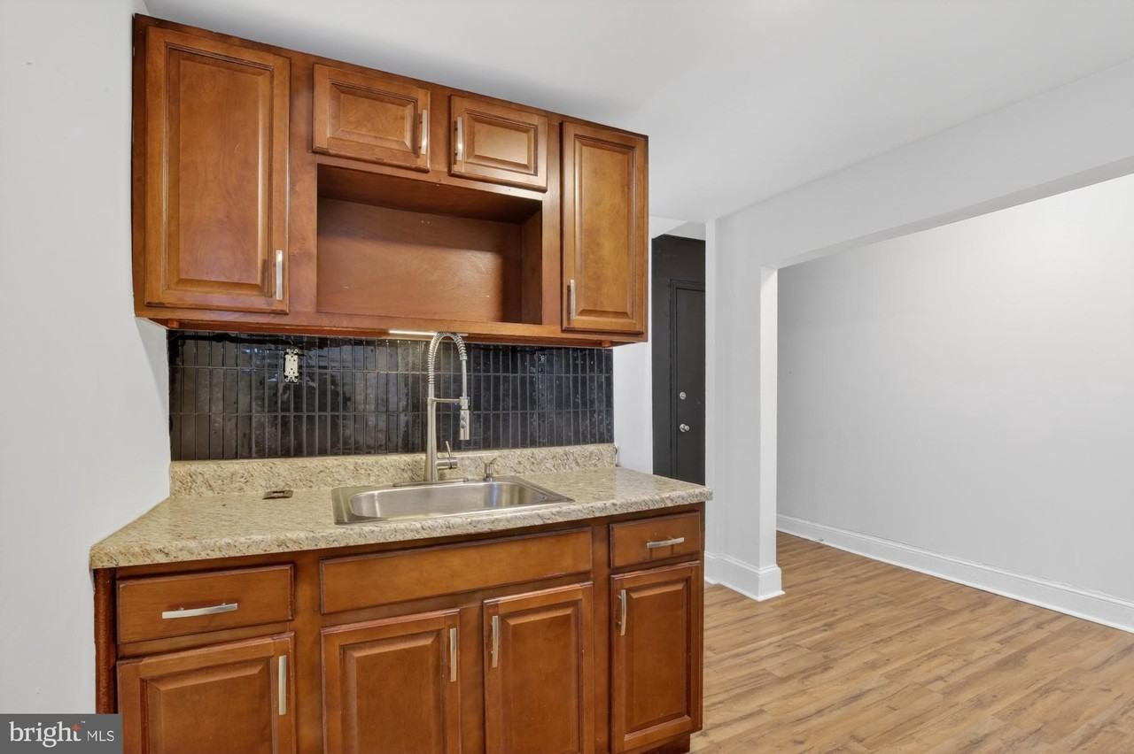 1733 W Oxford St Unit 3 #3 - Photo 5 of 20