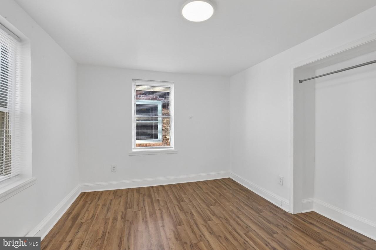 1733 W Oxford St Unit 3 #3 - Photo 7 of 20