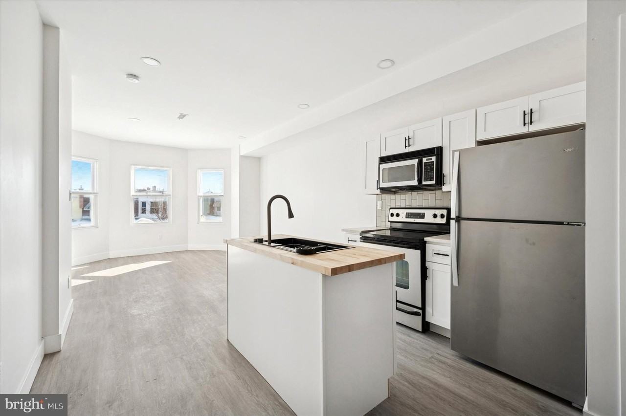 32 S 62nd St Unit 2 #2 - Photo 7 of 20