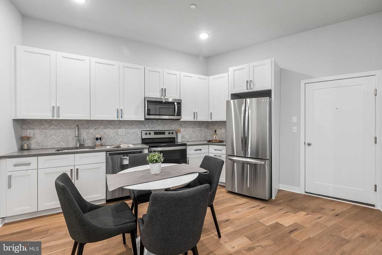 5102 Rochelle Ave Unit 1 #1 - Photo 4 of 10