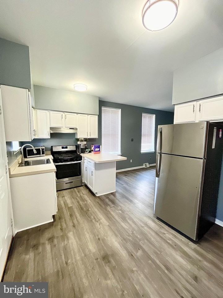 5623 Wyalusing Ave Unit 2 #2 - Photo 4 of 13