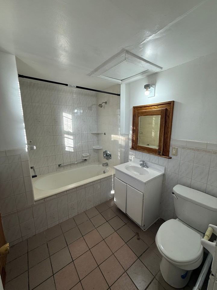 507 Stinson St #1 - Photo 2 of 12