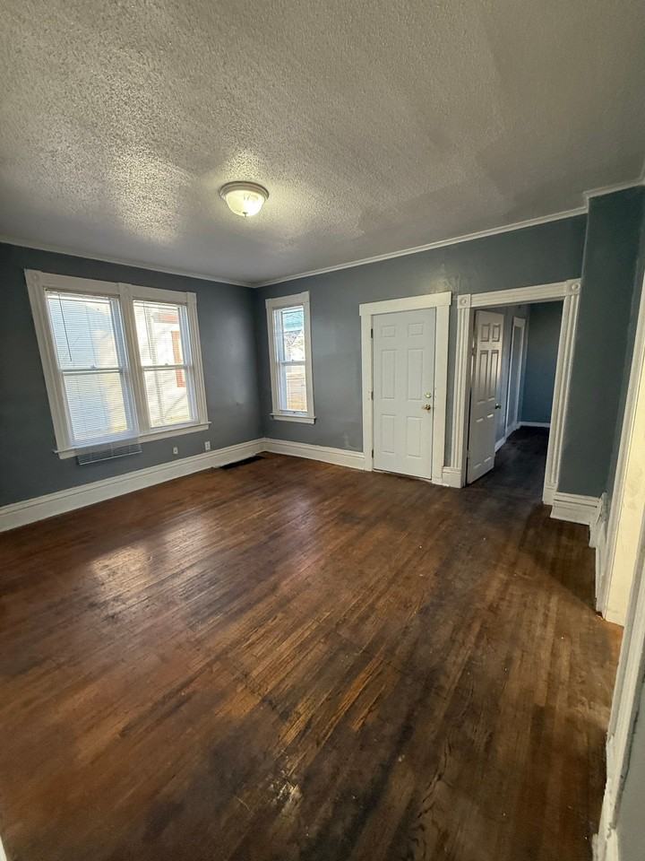 507 Stinson St #1 - Photo 7 of 12