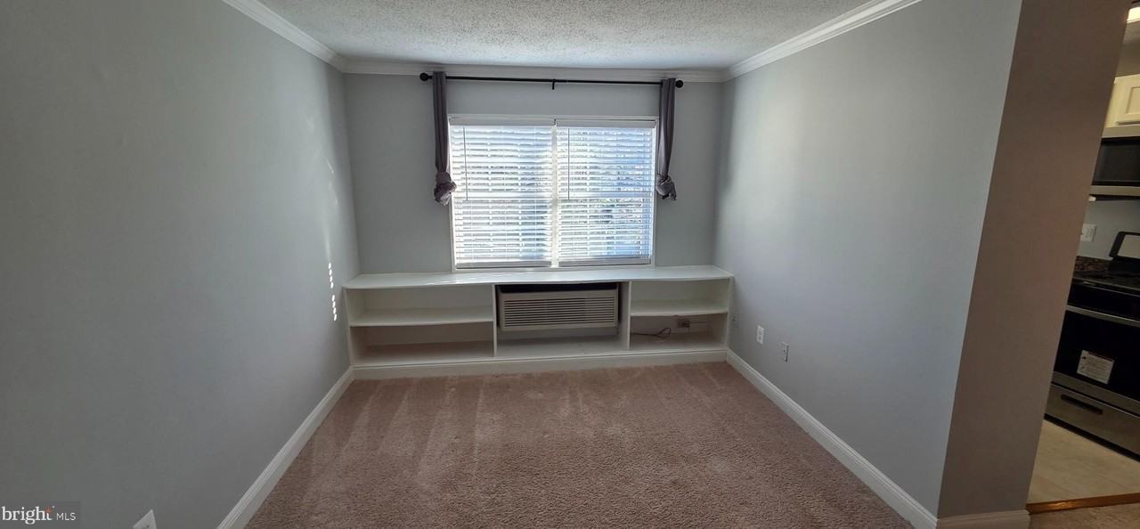 2301 Farrington Ave Apt 303 #303 - Photo 2 of 13