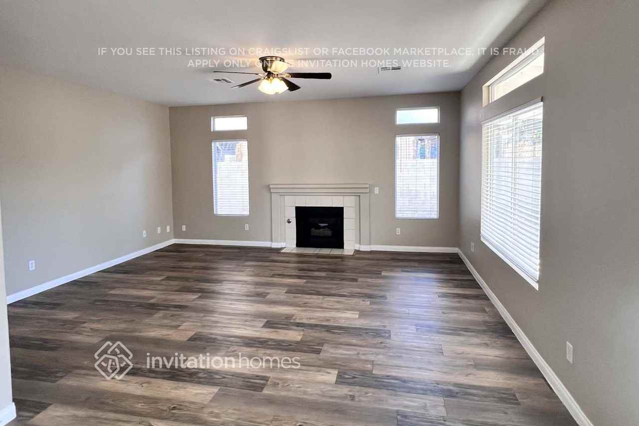 1010 Prestige Meadows Pl - Photo 4 of 15