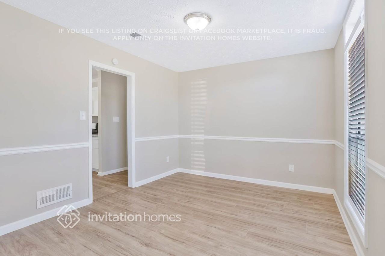 612 Lone Oak Ct - Photo 5 of 24