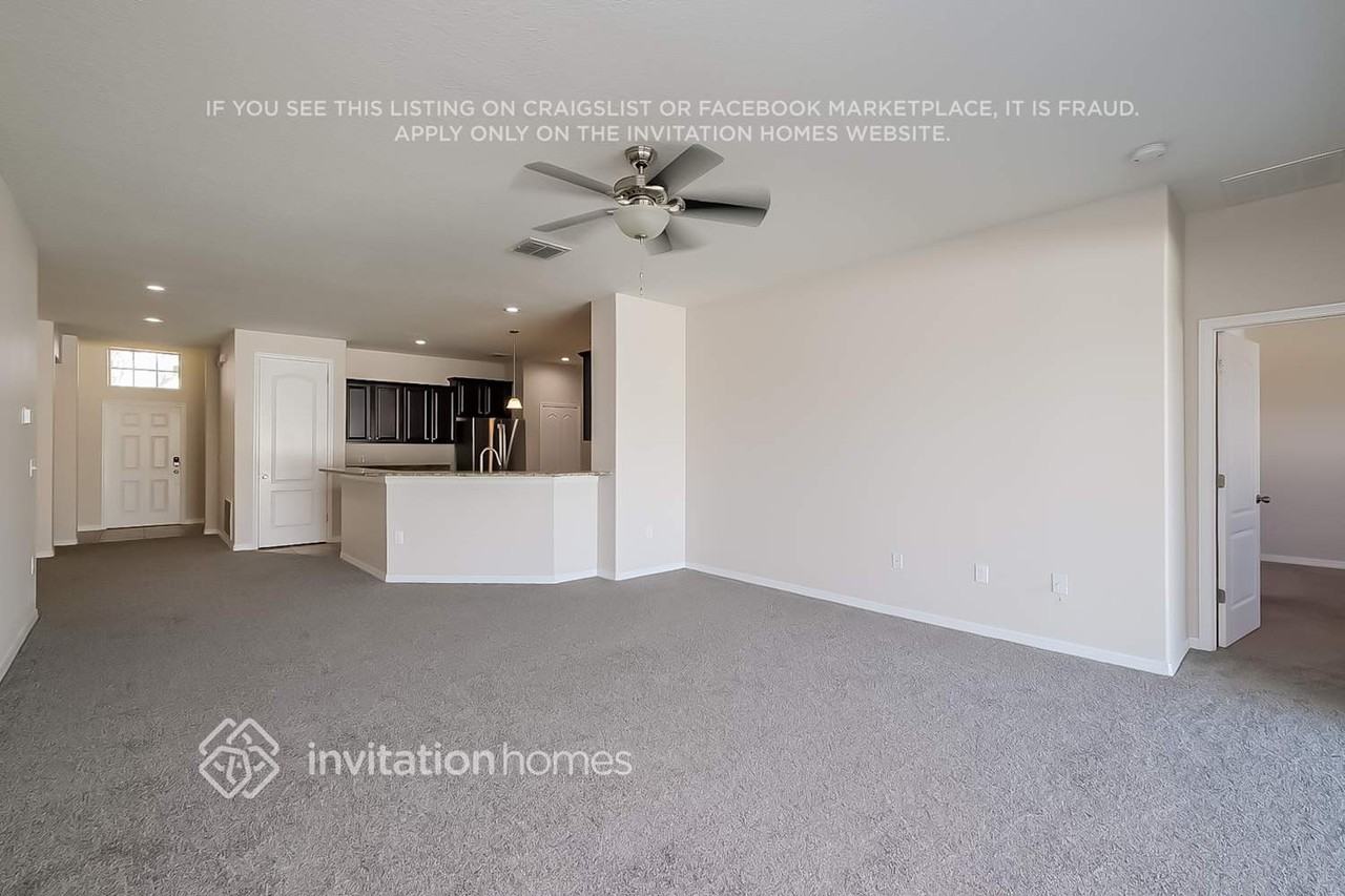 12328 Juniper Field Ct - Photo 3 of 14