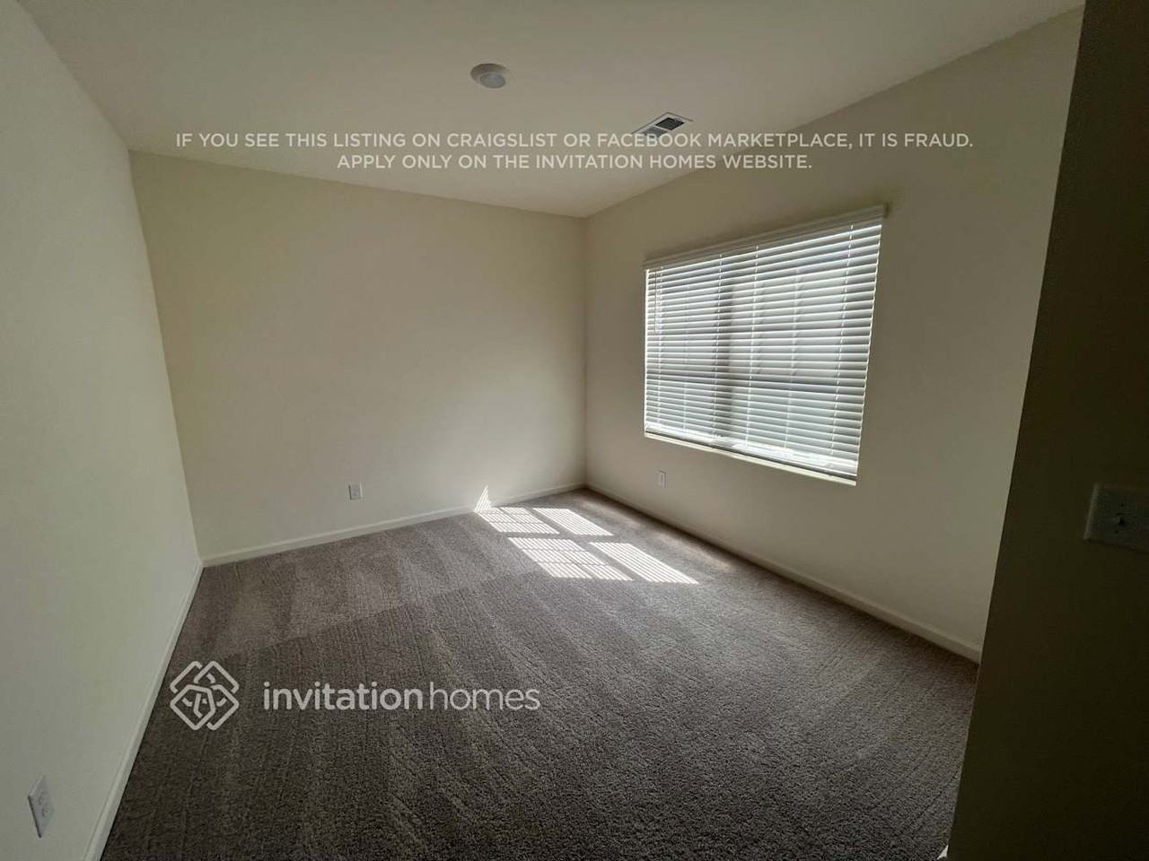 7381 Cranleigh St - Photo 6 of 11