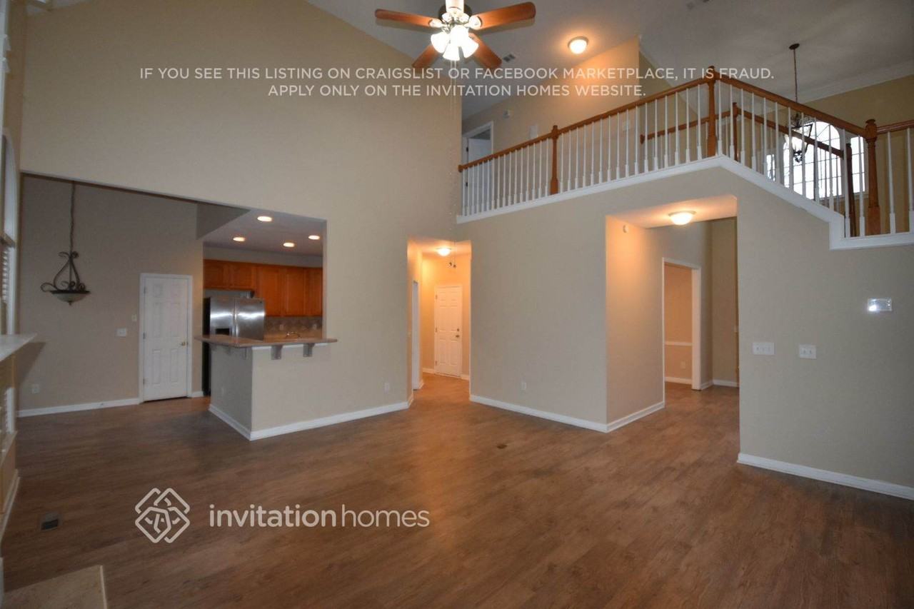 72 Southshore Pass - Photo 3 of 12