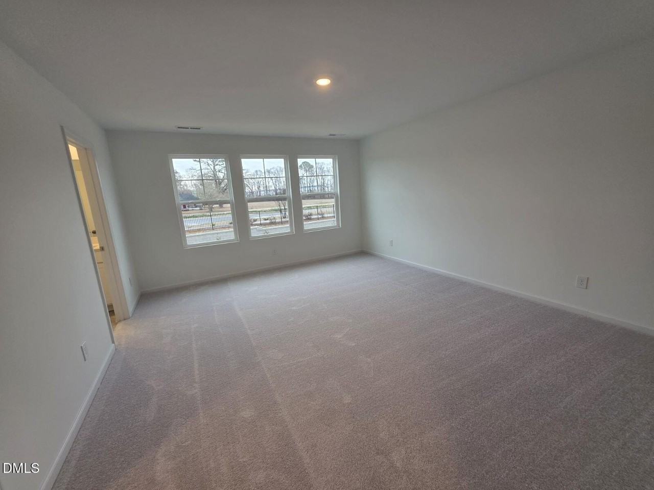 178 N Finley Landing Pkwy - Photo 2 of 19