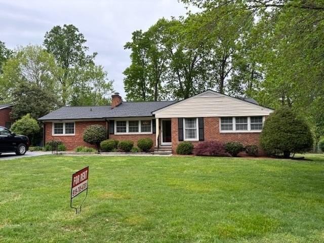 2153 Canterbury Dr - Photo 2 of 30