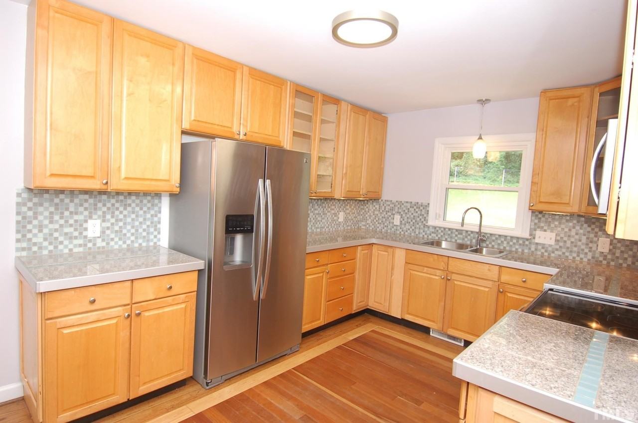 3105 Brentwood Rd - Photo 4 of 16