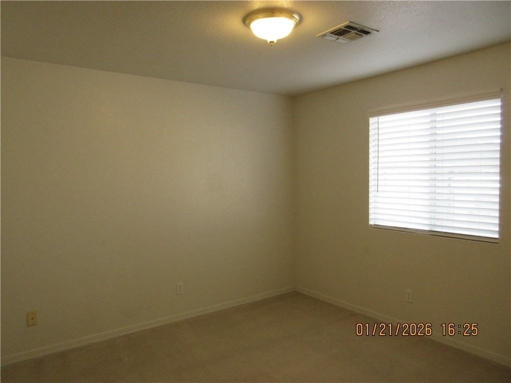 2469 Fox Ave - Photo 7 of 8