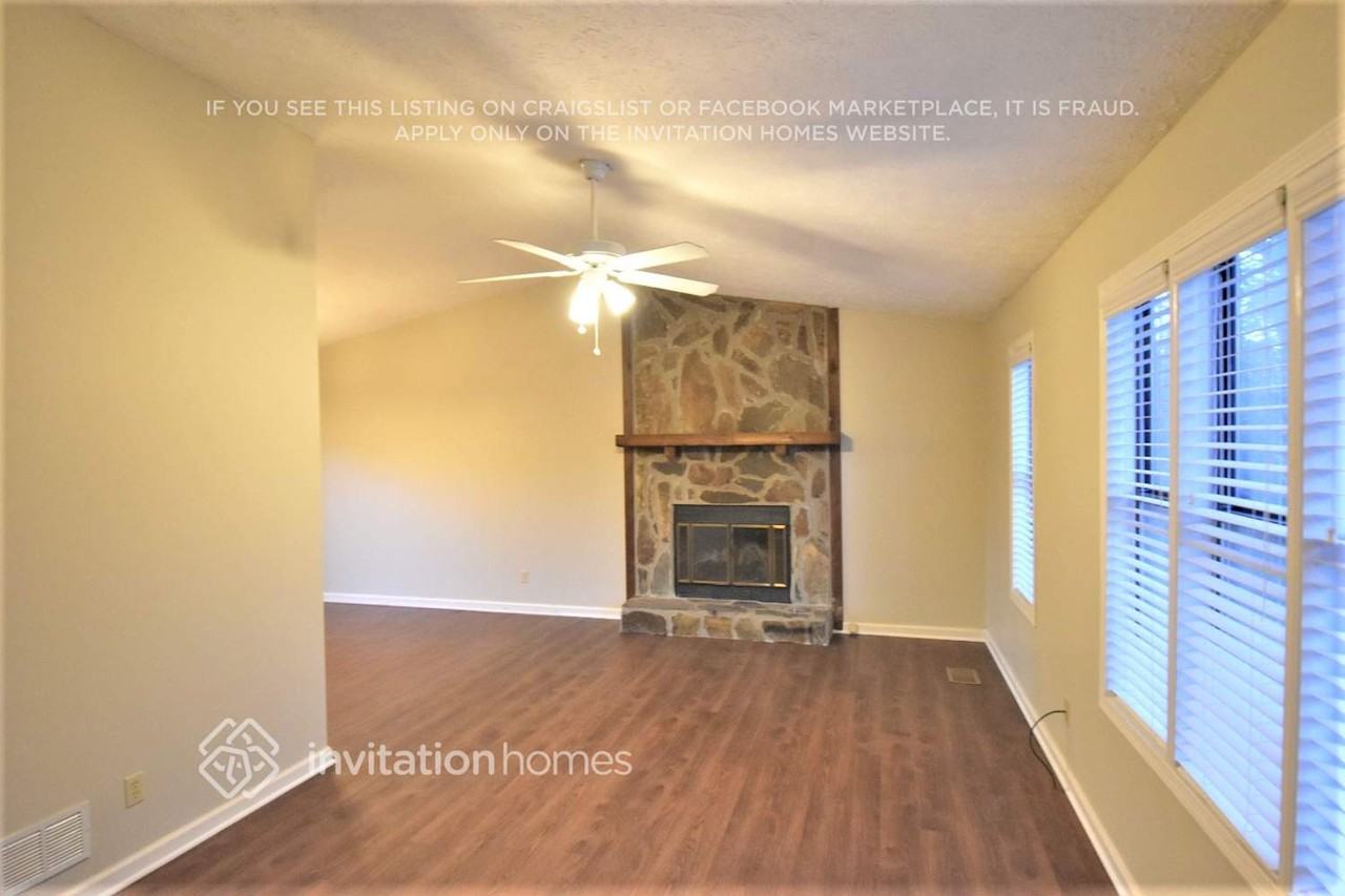 3315 Owens Meadow Ct Nw - Photo 3 of 14