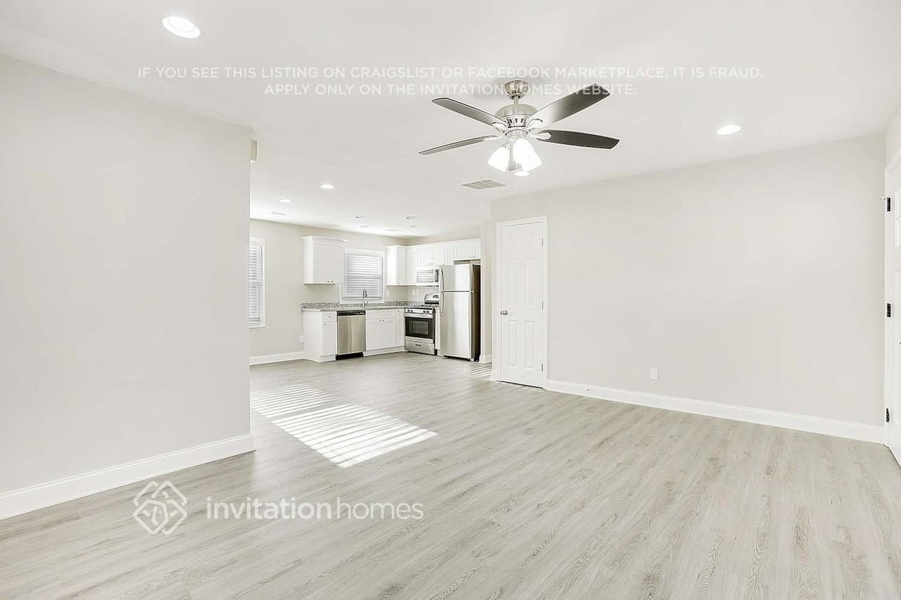 3815 Clovis Ct Nw - Photo 4 of 22